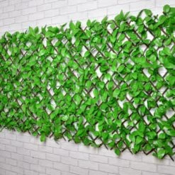 Bloom Solar Powered Expanding Artificial Leaf Trellis 200 X 100cm -Magic Garden 379978 expanding leafy trellis 100 leds 2x1m